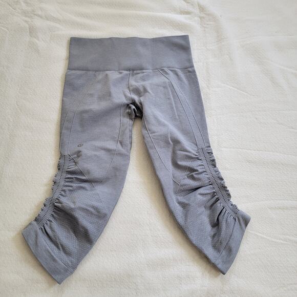 Lululemon Awakening Capri Legging Taryn Toomey‎ Tight Crop Capri Scrunch Grey - Picture 4 of 12